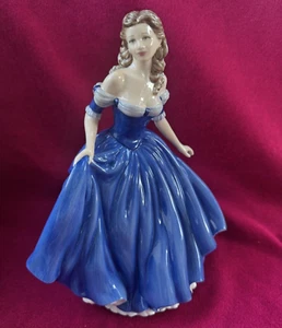 Royal Doulton 2004 Pretty Ladies With Love Figurine HN4746 with Box Fine China - Picture 1 of 17