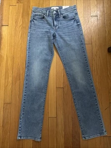 Lucky Brand Women’s Sweet Mid Rise Straight Legs Jean Size 6/28 B50 - Picture 1 of 7