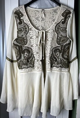 Free People Women’s Size S Ivory Peasant Lace Green Embroidered Boho Shirt - Image 1 of 4
