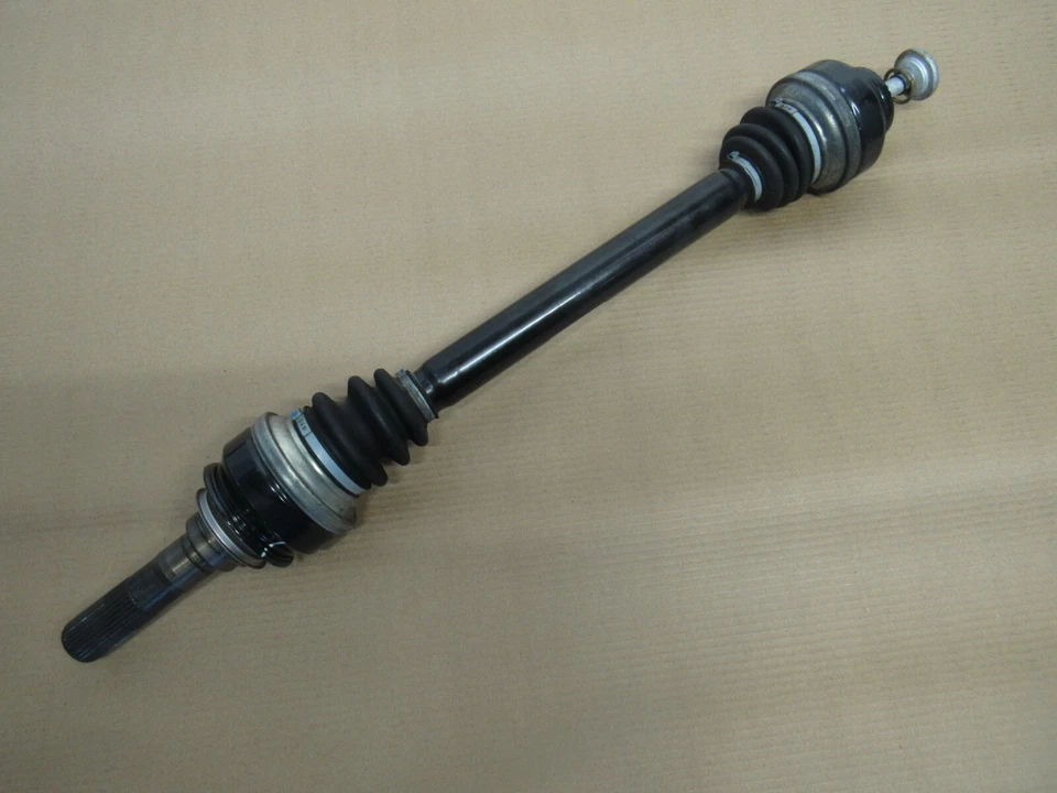 BMW F10 M5 F06 F12 F13 M6 2012-2019 eje trasero derecho eje de salida 40 mm OEM 17526 Foto 1 de 4