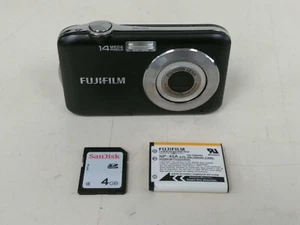 Fujifilm Finepix JV200 14.0 megapixel 3x zoom digital camera w/battery & card - Picture 1 of 10