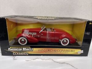 Ertl Collectibles-American Muscle Classics 1937 Cord 812 Convertible-1:18-good