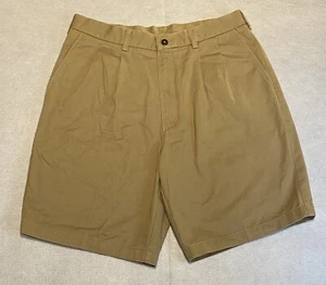 Roundtree & Yorke Easy Care Mens Shorts Sz 32 Tan Brown Pleated - Picture 1 of 3