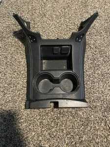 15 16 17 18 19 TAHOE YUKON center front floor center console cup holder OEM - Picture 1 of 8