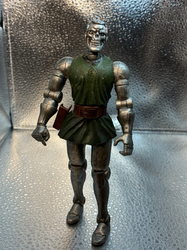 Figura de acción suelta vintage Toy Biz Marvel Legends serie 2 Dr. Doom (2002) 6" Foto 1 de 4