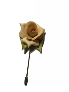 VINTAGE STICK HAT PIN 4" ELEGANT BEIGE ROSE FLORAL COSTUME JEWELRY - Picture 1 of 7