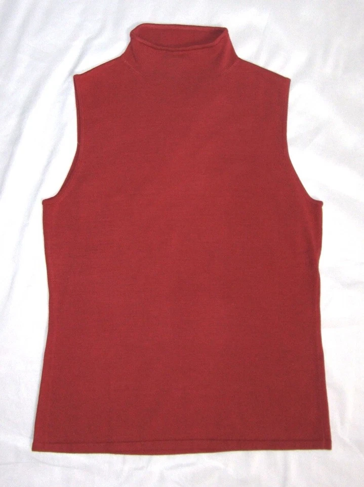 vintage red mock neck short sleeve - Image 1 of 4
