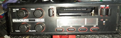 AUTORADIO STEREO SPARKOMATIC -CONTROLLATA OK - Immagine 1 di 4