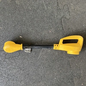 CAMCO Power Grip 15 Amp Male to 30 Amp Female Dogbone Adapter 3 prong 15-30-RV - Picture 1 of 7