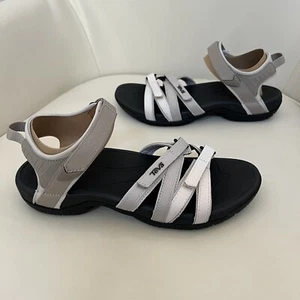 New with box Teva Women’s size 8 Tirra bbhml black birch multi - Picture 1 of 6