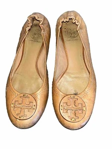 Tory Burch Mujer Reva Ballet Pisos Cuero Guijarro Medallón Clásico Tostado Talla 8M - Imagen 1 de 4