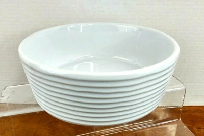 Миска для воды с едой для собак Boots & Barkley White Stoneware нескользящая ребристая 6Cp 7,5 дюйма x 3 дюйма - Изображение 1 из 4