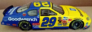 Kevin Harvick #29 Goodwrench RCR 35 aniversario Monte Carlo Action 2004 escala 1:24 - Imagen 1 de 16