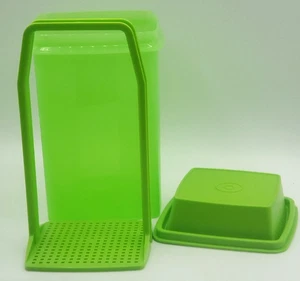 Tupperware Pickle Keeper con inserto verde 8,75 pulgadas de alto #1560-3.NUEVO - Imagen 1 de 3