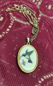 Barlow vintage hummingbird bird pendant & Necklace  - Picture 1 of 3