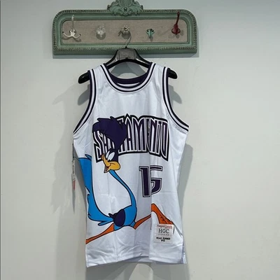 Headgear Classics roadrunner Nostalgia White Men's basketball jersey medium New - image 1 of 4