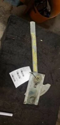 1954 NEW YORKER RIGHT FRONT WINDOW REGULATOR MANUAL 4 DOOR SEDAN 765472 - Image 1 of 4