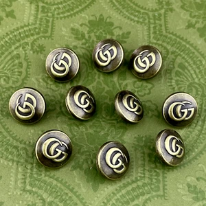 10 SMALL GUCCI BUTTONS DOUBLE G LOGO GOLD METAL ROUND 12MM VINTAGE - Picture 1 of 9