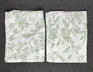 Set 2 Laura Ashley Standard Quilted Pillow Shams Green And White Floral - Picture 1 of 5