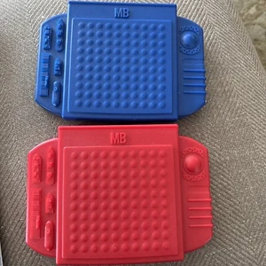 Battleship Grab and Go Game Board Game (Travel Size) - Picture 1 of 6