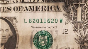 One Dollar Fancy Serial 62011620 Series 2009 - Picture 1 of 3