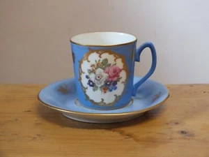 Goumot Labesse tasse bleue en porcelaine de Limoges style 18ème, litron - Imagen 1 de 6