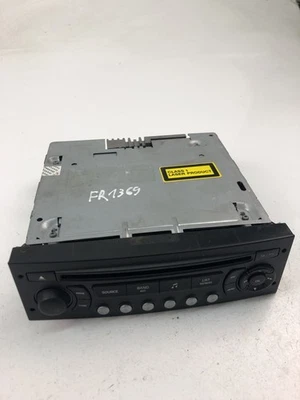 Peugeot 307 3A/C Music Player Without GPS 7645038392 24590130 - Image 1 of 4