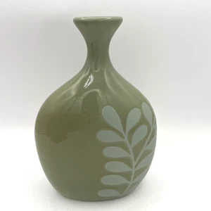 Jarrón Green Leaf Bud - Sin Esmaltar Gris Diseño Floral Esmaltado Cerámica Verde - Imagen 1 de 6