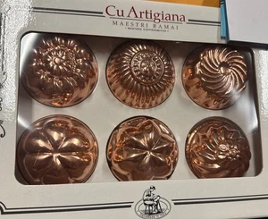 CU ARTIGIANA MAESTRI RAMAI MASTERS COPPERSMITHS MINI MOULES - SET OF 6 - ITALY - Bild 1 von 2