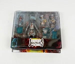 Mythic Legions Knight Legion Builder Set Figura 2016 NRFP - Imagen 1 de 6