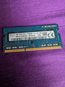 Hynix 4GB PC3L-12800S DDR3- HMT451S6BFR8A - Picture 1 of 3