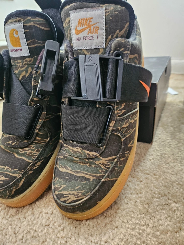 NIKE AIR FORCE 1  UTILITY LOW PREMIUM WIP "CARHARTT CAMO"  Size US 9  Low Deal - Image 1 of 4