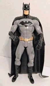 DC Collectibles Toy Comics BATMAN 7" Action Figure  - Picture 1 of 7
