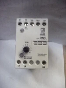 SQUARE D 9035 TYPE DNSL LEVEL CONTROL 110VAC QUANTITY!! WOW!! - Picture 1 of 1