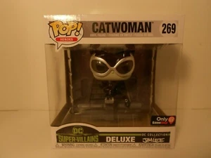 Funko POP! DC Collection by Jim Lee CATWOMAN B&W #269 Game Stop Exclusive VG Box - Picture 1 of 10
