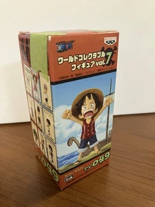 One Piece - World Collectable TV049 Luffy - Picture 1 of 3