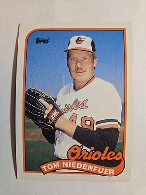 1989 Topps 651 Tom Niedenfuer - Image 1 of 2
