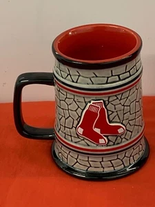 BOSTON RED SOX -- TAZZA IN CERAMICA, ADESIVO MLB CON LICENZA UFFICIALE - Foto 1 di 4
