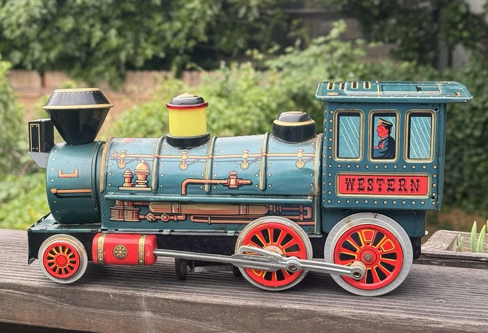 Litografía vintage de hojalata con batería de los años 60 "WESTERN" hecha en Japón por juguetes modernos Foto 1 de 4