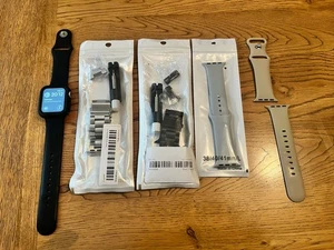 Apple Watch Series 6 GPS & CELLULAR 40MM - Picture 1 of 14