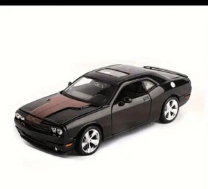 Modellino DODGE Maisto in Ferro scala 1: 24 Nero - Foto 1 di 5