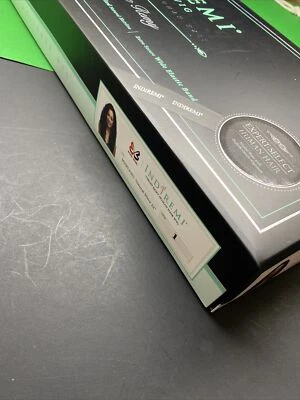 INDIREMI_DESIGNER_WIG_13X4_HD_LACE_WIG_MHRLF002_NATURAL_WAVE_22"_#1 - Image 1 of 4