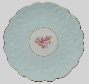 AYNSLEY CROCUS PALEST BLUE , PINK ROSES DINNER PLATE - 9 ins Diameter - Picture 1 of 2