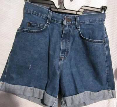 "Pantalones cortos de mezclilla Lee Riders tiro alto con puños años 90 Y2K talla 8 mediana cintura 28"" de colección" Foto 1 de 3