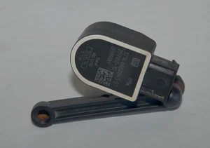Sensor BMW 3ER F31 F30 Niveauregulierung Niveausensor hinten 6860843 Original - Picture 1 of 4