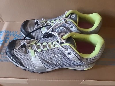 Pearl Izumi X Alp Seek IV W Zapatos de Ciclismo Bicicleta para Mujer EU 42 US 10 SPD  Foto 1 de 4