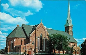 St. Lorenz Lutheran Church Frankenmuth MI steeple postcard - Picture 1 of 2