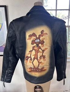 VTG Black Lucky Leather Motorcycle Jacket Wiley E. Coyote Airbrush sz 42 EUC - Picture 1 of 9