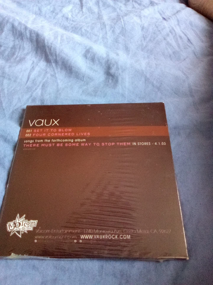 Vaux.. Set It To Blow/Four Cornered Lives Single CD *Sealed* Foto 1 de 1