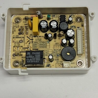 ORIGINAL CONTROL BOARD - BLACK & DECKER 7 Qt. Slow Cooker Model No. SCD1007  - Image 1 of 4